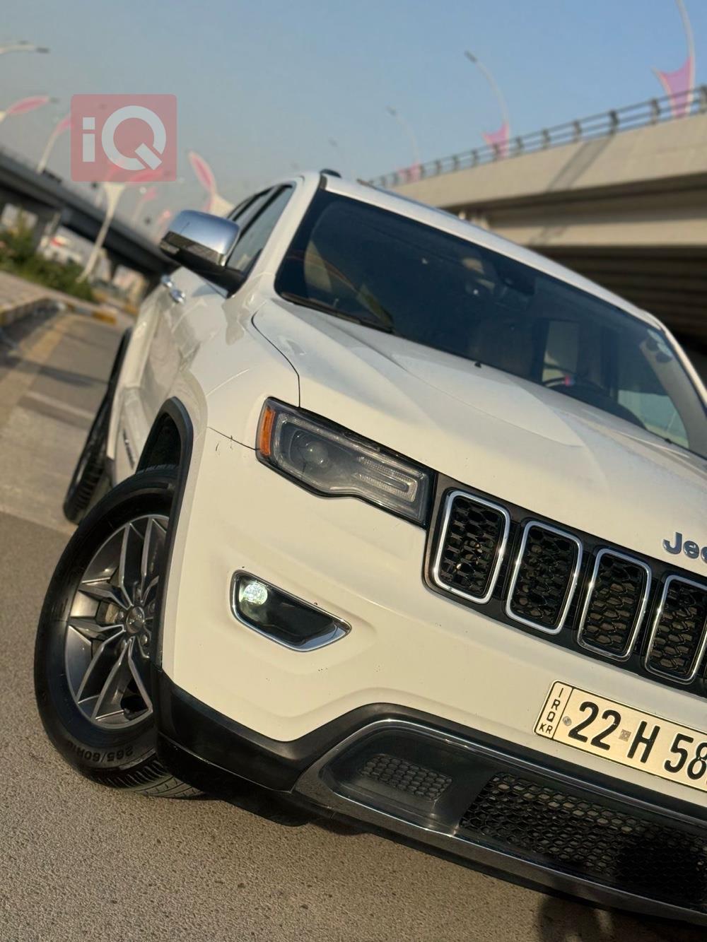 جيب جراند شيروكي